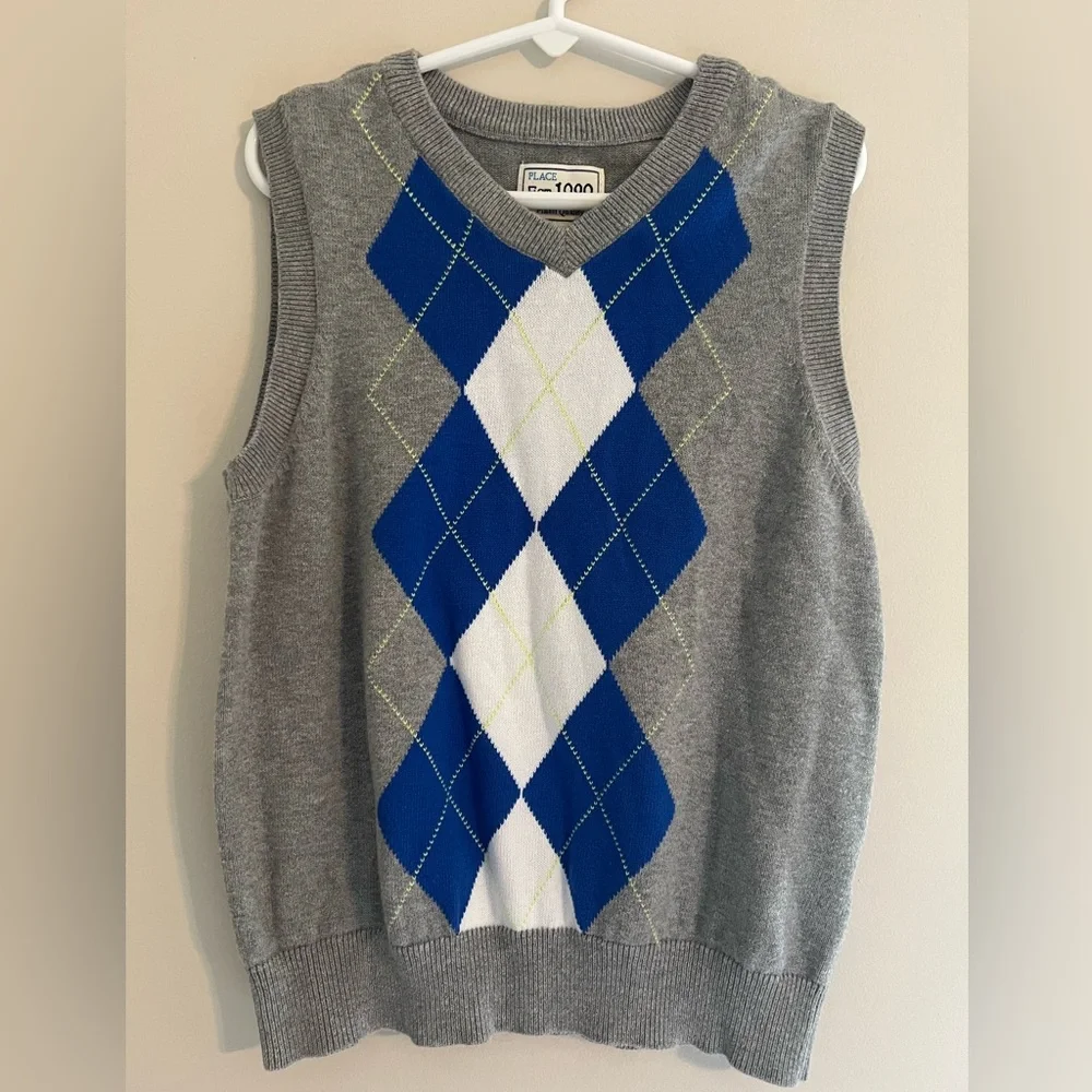 The Children’s Place boys vest - size S (5/6)